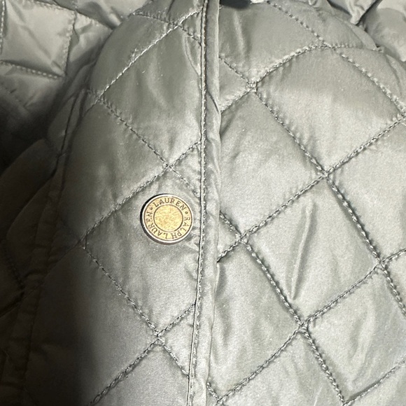 Ralph Lauren Women’s Medium Olive Green Quilted Barn Jacket - Picture 7 of 10